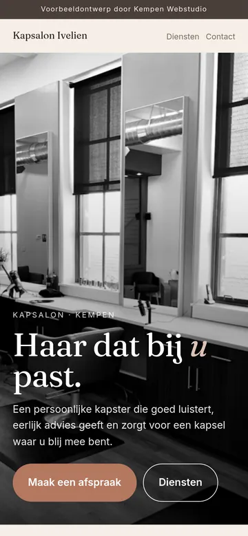 Schermafbeelding van het voorbeeldontwerp Kapsalon Ivelien op een smartphone